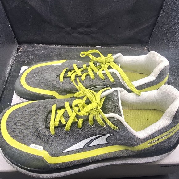 Altra Paragigm‎ 1.5 Athletic Shoes Gray with Yellow Accents Lace Up Men Size 13 main image 6